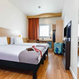 Отель Ibis Esenyurt