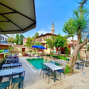 Apartment Old Town Famous Aparts